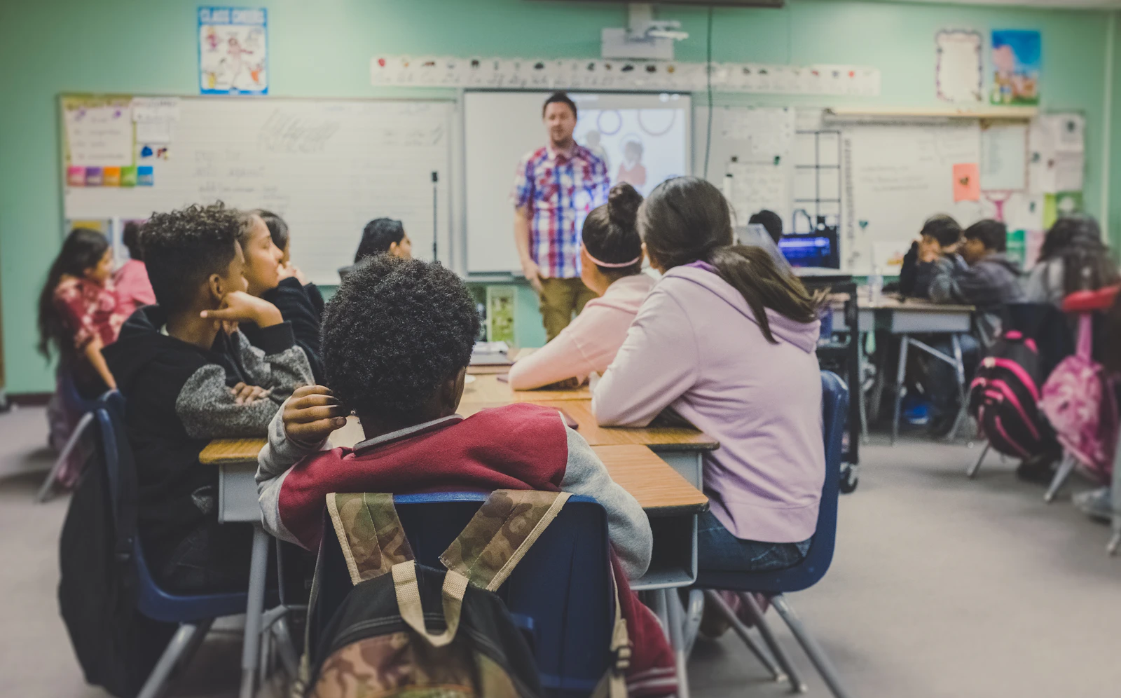 AI education and family learning environment